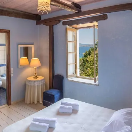 Holiday home Rocca Nikiana