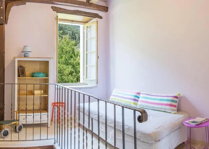 Rocca Holiday home Nikiana